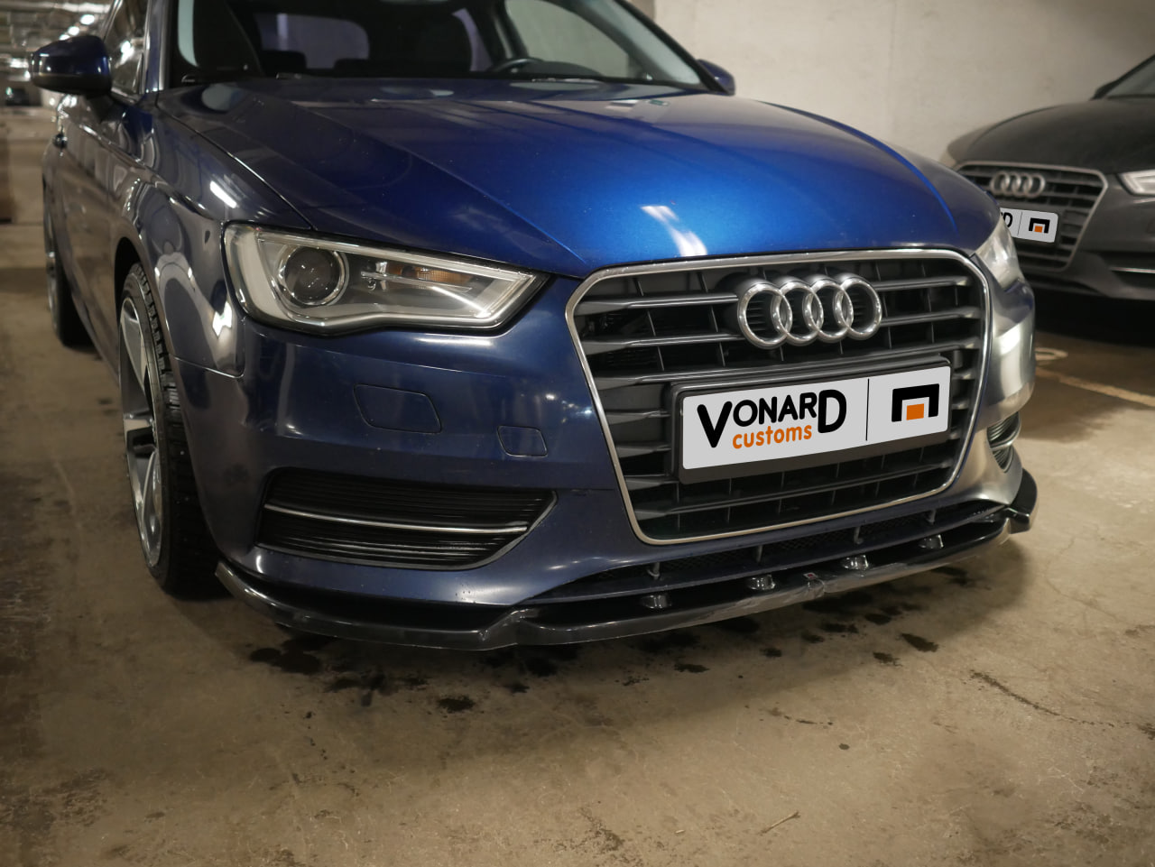 картинка Сплиттер переднего бампера Audi A3 8V vonard customs 