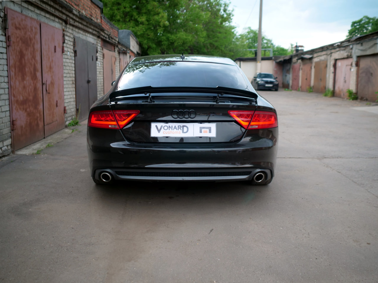 картинка Спойлер лезвие крышки багажника Audi A7 C7 (округлый) vonard customs 