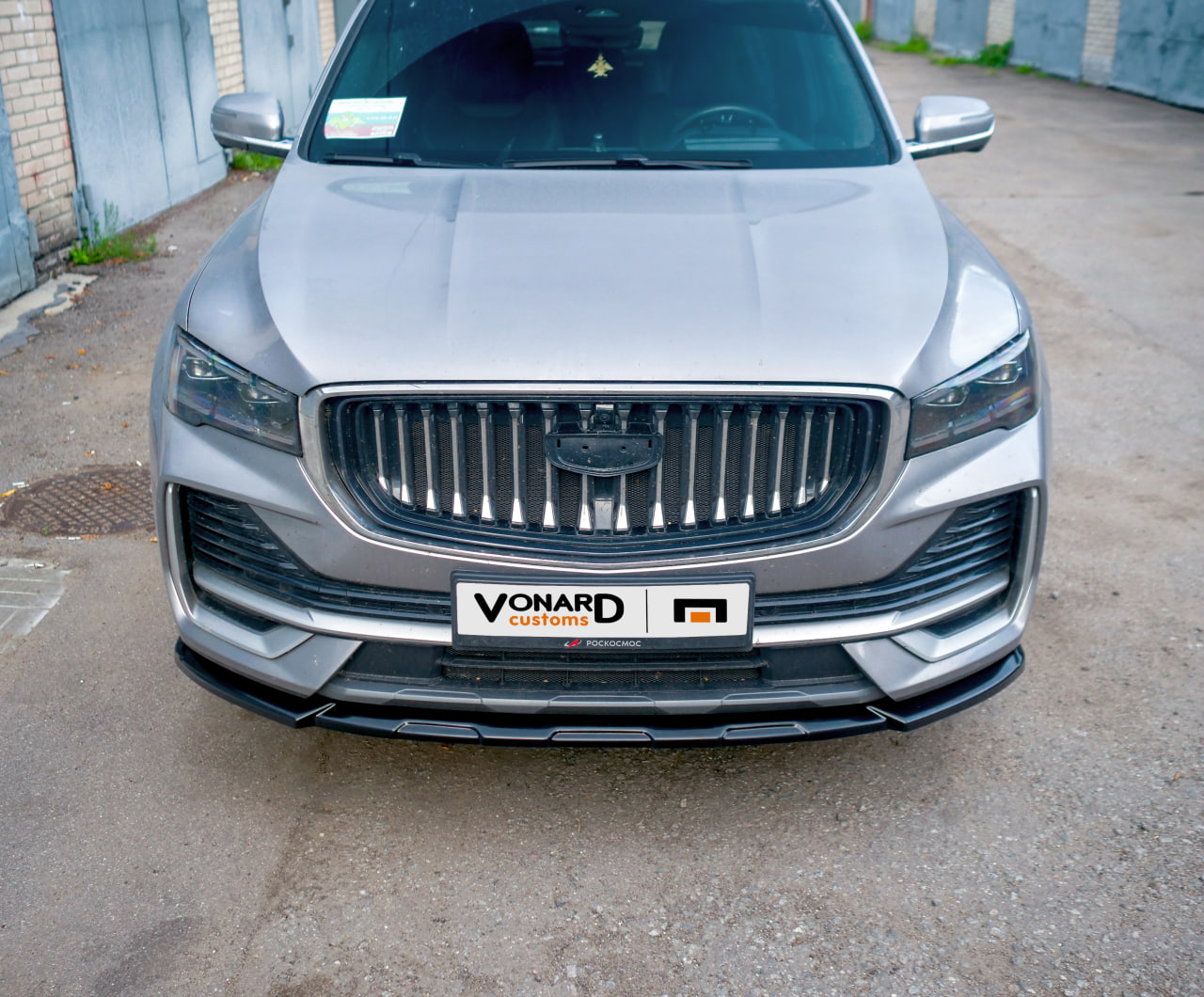 картинка Сплиттер переднего бампера Geely Monjaro 1 vonard customs 