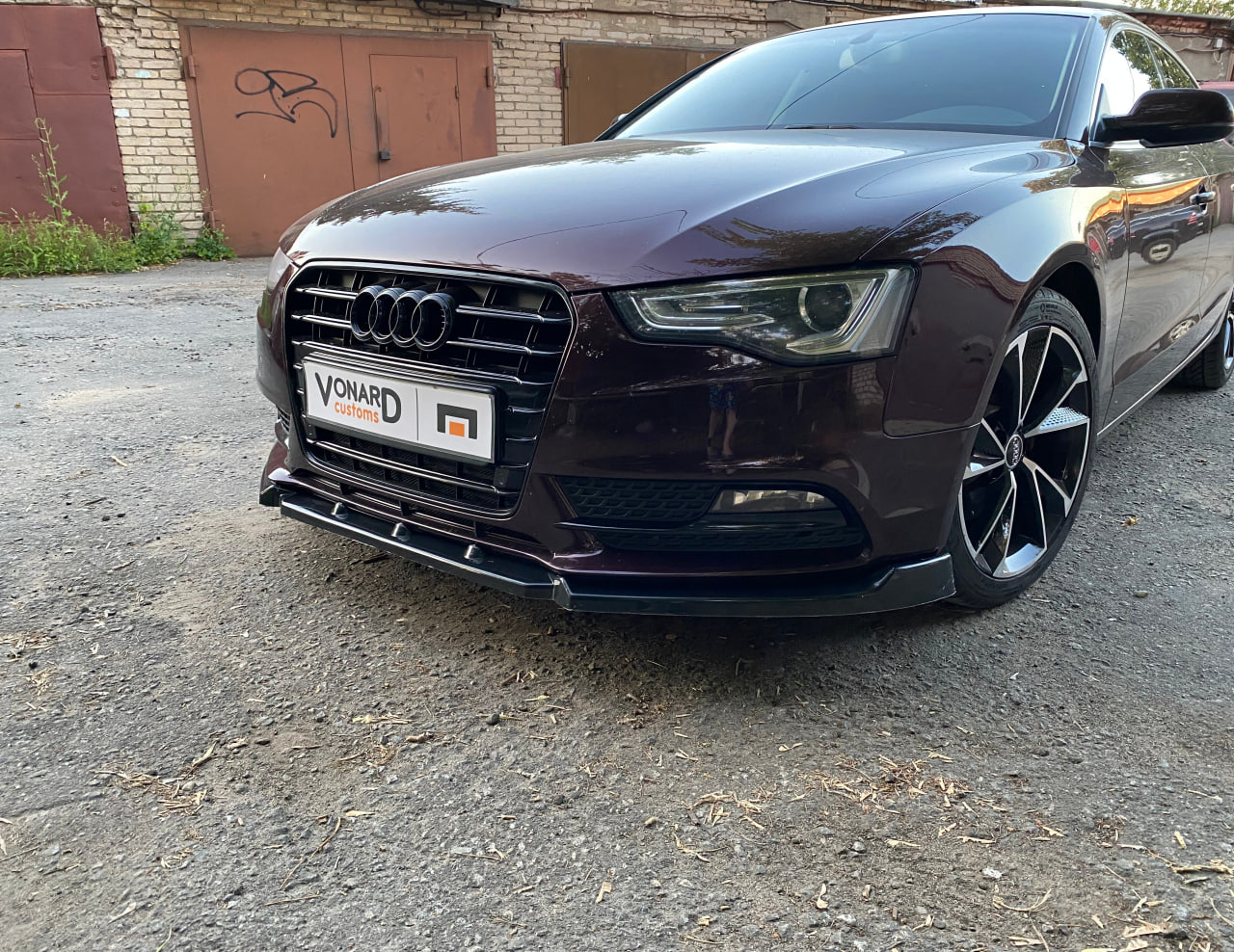 картинка Сплиттер переднего бампера Audi A5 B8.5 8K рестайлинг vonard customs 