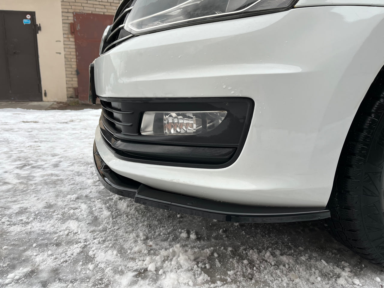 картинка Сплиттер переднего бампера VW Polo 5 рест. седан vonard customs 