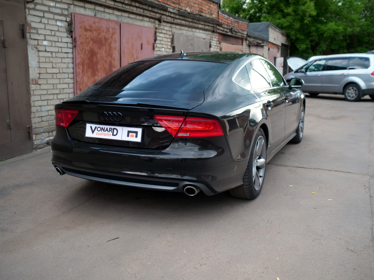картинка Спойлер лезвие крышки багажника Audi A7 C7 (острый) vonard customs 