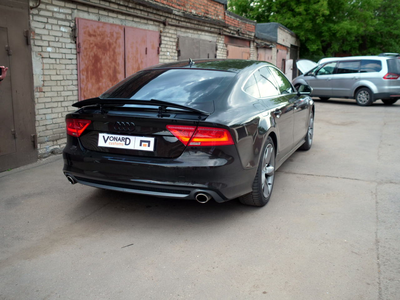 картинка Спойлер лезвие крышки багажника Audi A7 C7 (острый) vonard customs 