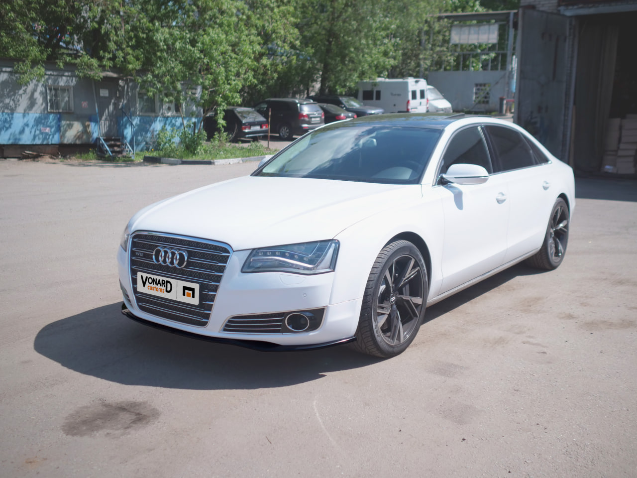 картинка Сплиттер переднего бампера Audi A8 D4 дорест. - под покраску vonard customs 