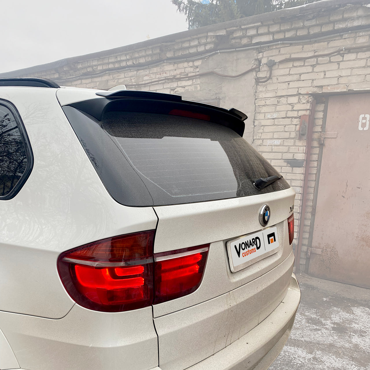 картинка Спойлер лезвие крышки багажника BMW X5 E70 (короткий) vonard customs 