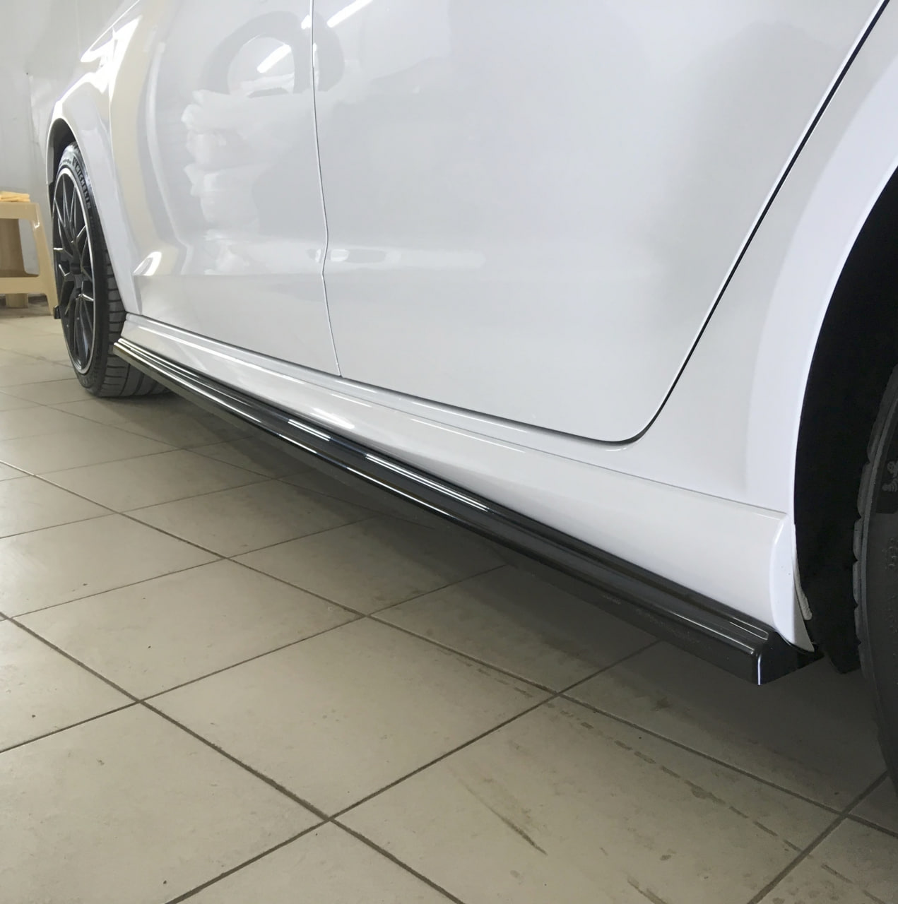 картинка Лезвия под пороги Audi A3 S3 8V S-Line - под покраску vonard customs 