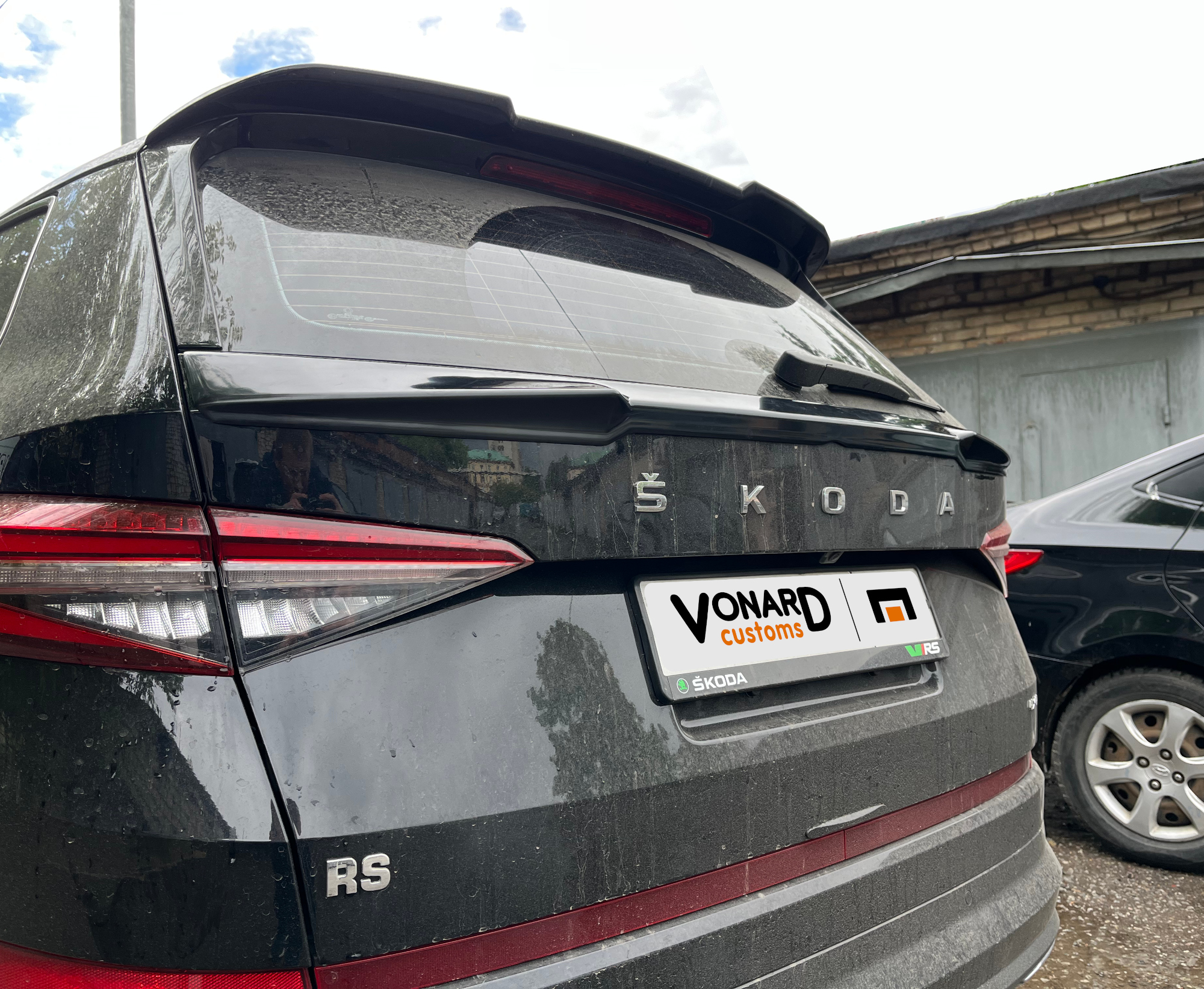 картинка Спойлер крышки багажника (нижний) Skoda Kodiaq 1 (ver. 2) vonard customs 