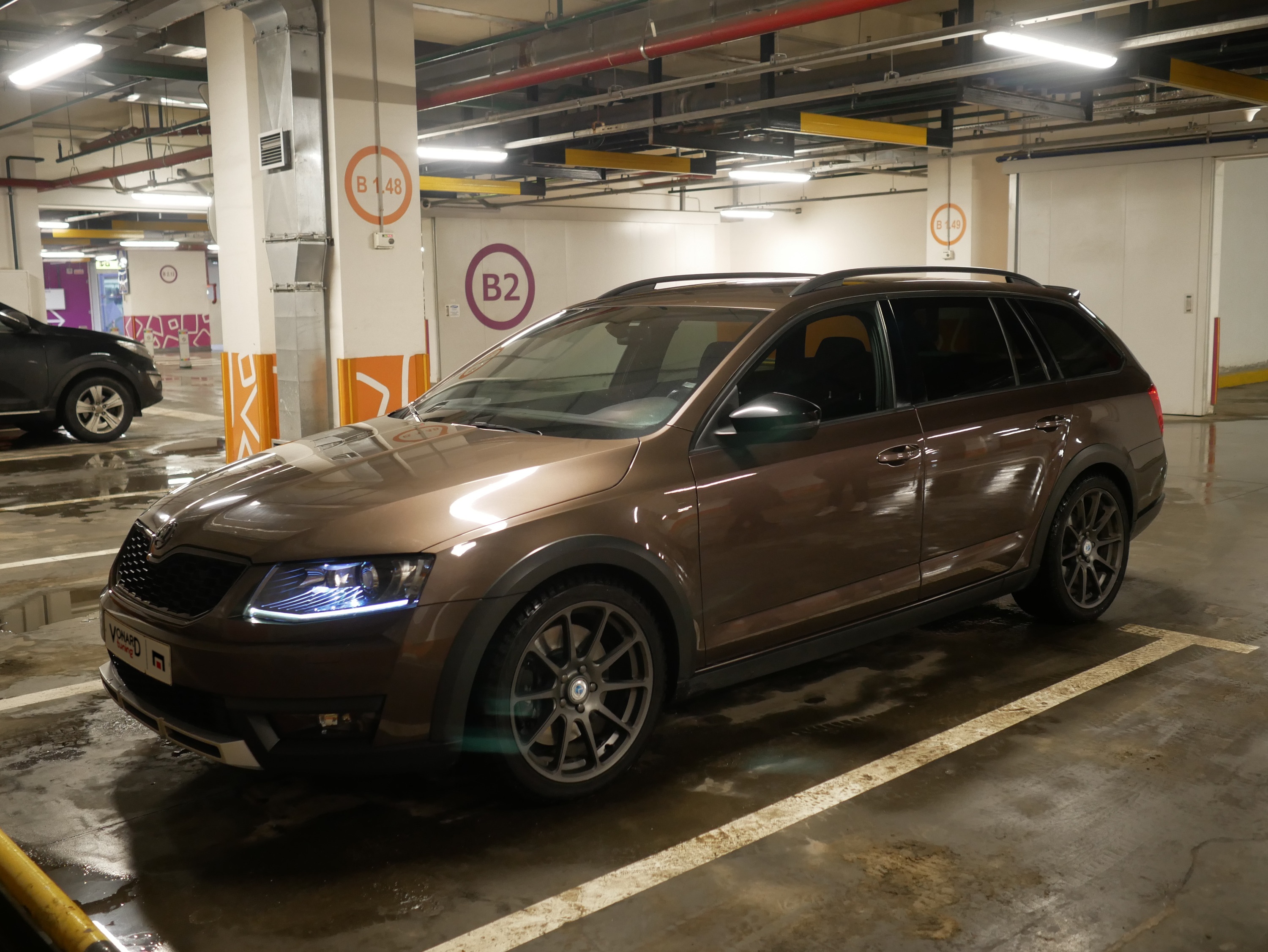 картинка Спойлер лезвие крышки багажника Skoda Octavia 3 A7 универсал V2 vonard customs 