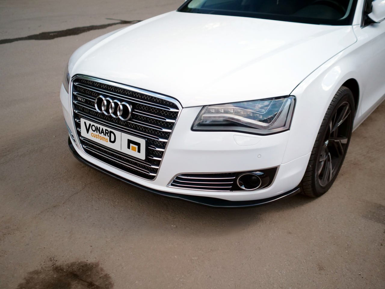 картинка Сплиттер переднего бампера Audi A8 D4 дорест. - под покраску vonard customs 