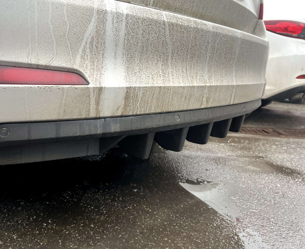 картинка Диффузор вставка заднего бампера Skoda Octavia 3 A7 (ver. 1) - текстура vonard customs 