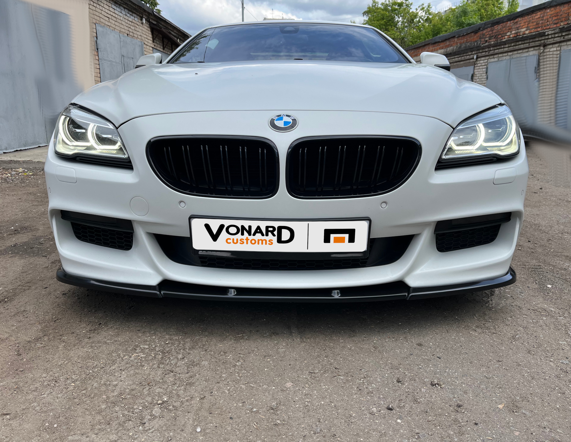 картинка Сплиттер переднего бампера BMW 6 F06 / F12 / F13 M-Pack vonard customs 