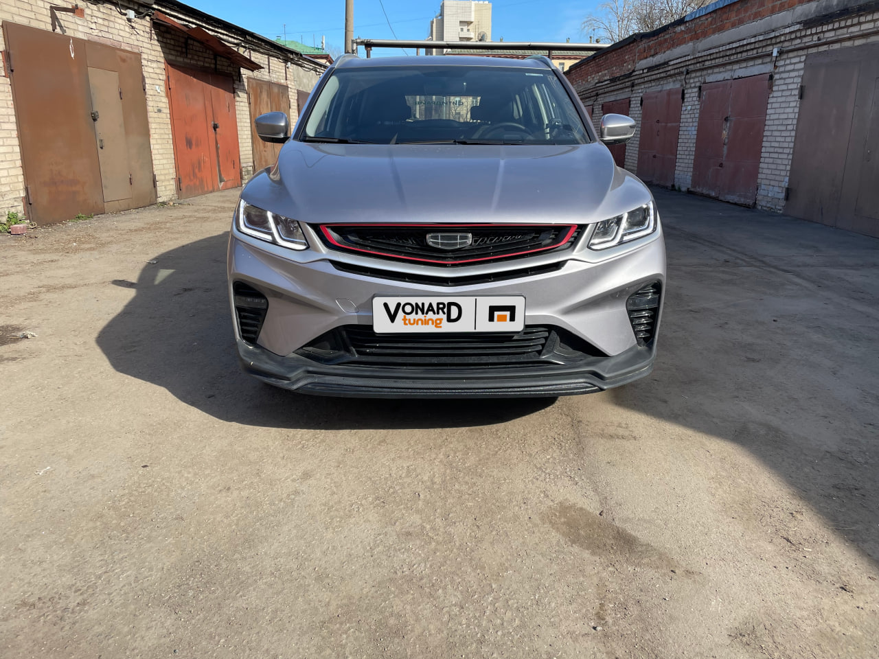 картинка Сплиттер (короткий) переднего бампера Geely Coolray 1 / Belgee X50 vonard customs 