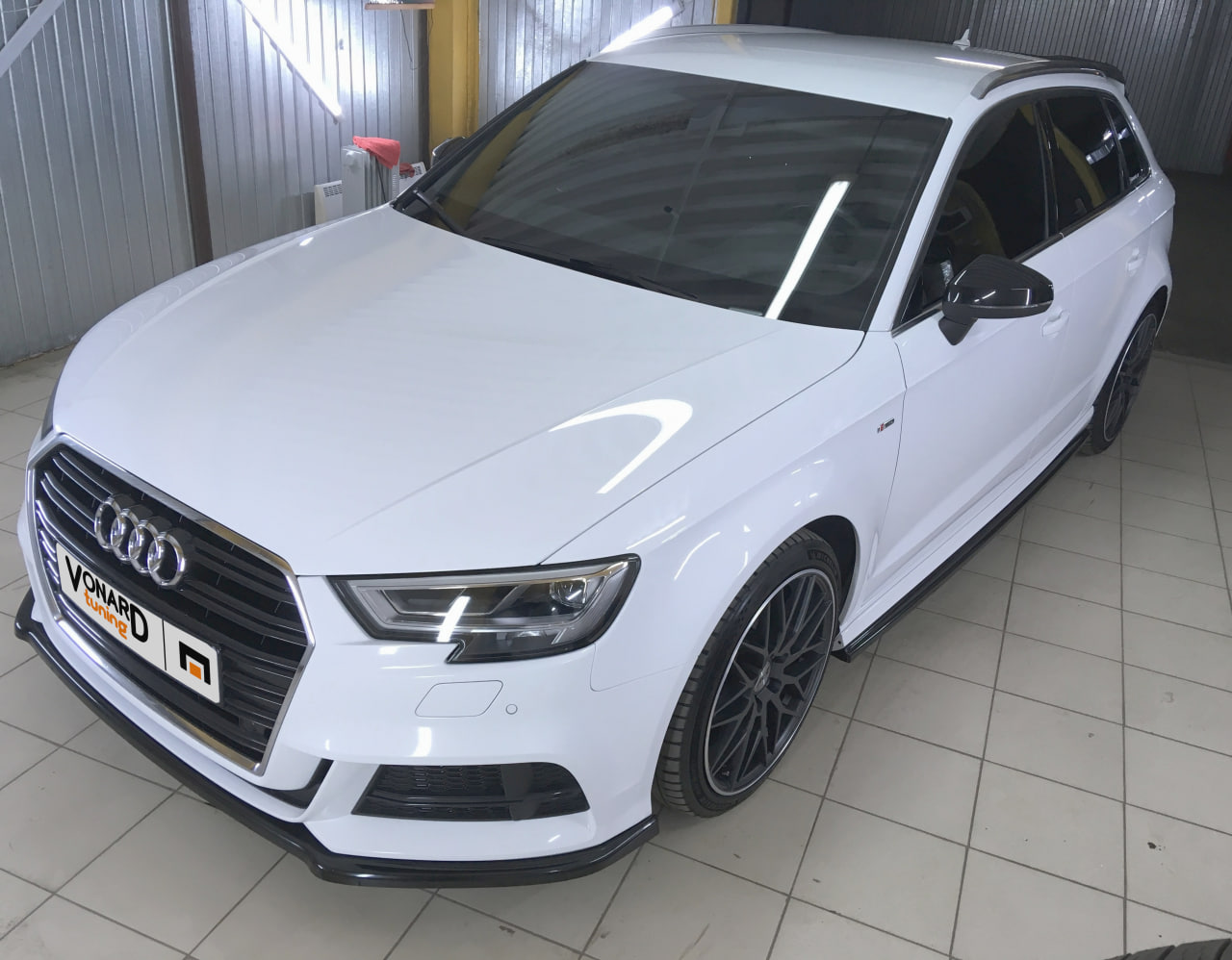 картинка Сплиттер переднего бампера Audi A3 8V S-Line рест. - под покраску vonard customs 
