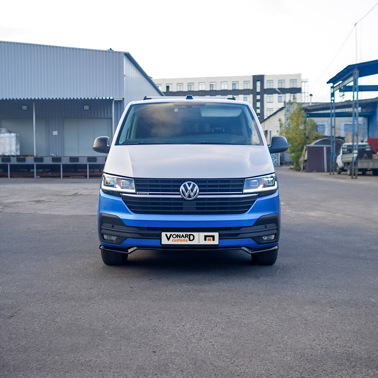 картинка Сплиттер переднего бампера VW T6.1 (прилегающий) (ver. 3) vonard customs 