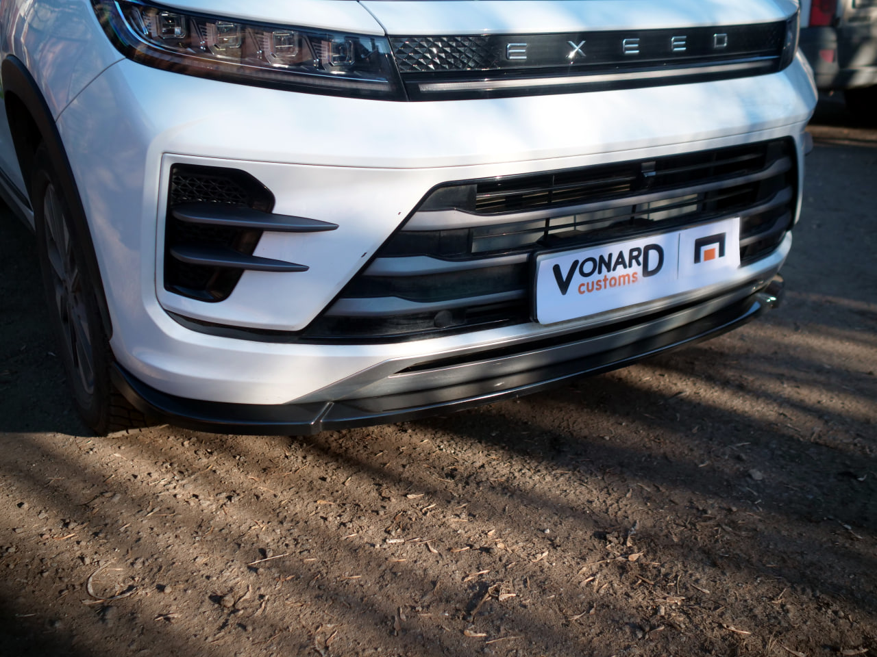 картинка Сплиттер переднего бампера EXEED LX 1 - под покраску vonard customs 