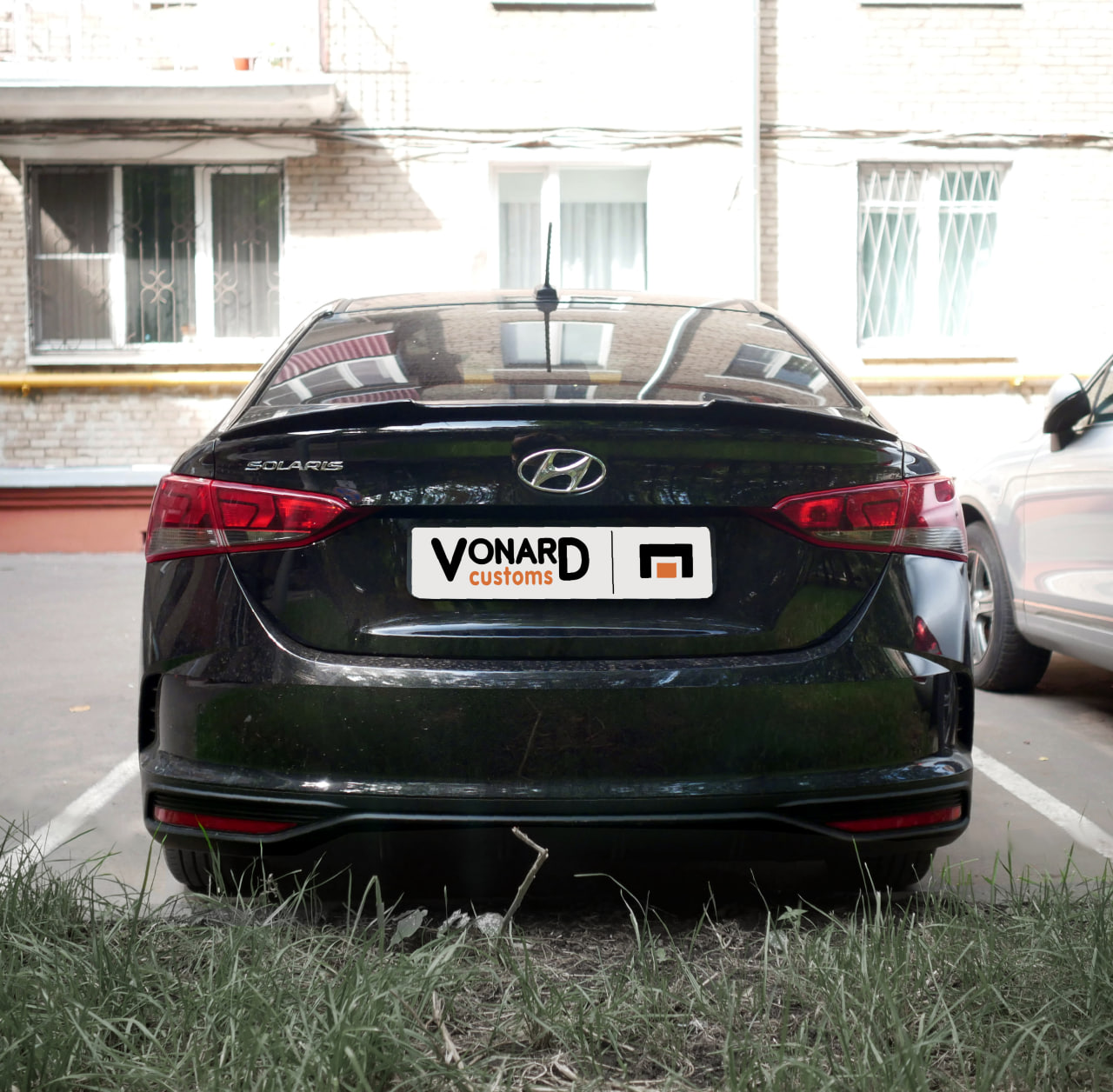 картинка Спойлер лезвие крышки багажника Hyundai Solaris 2 - под покраску vonard customs 
