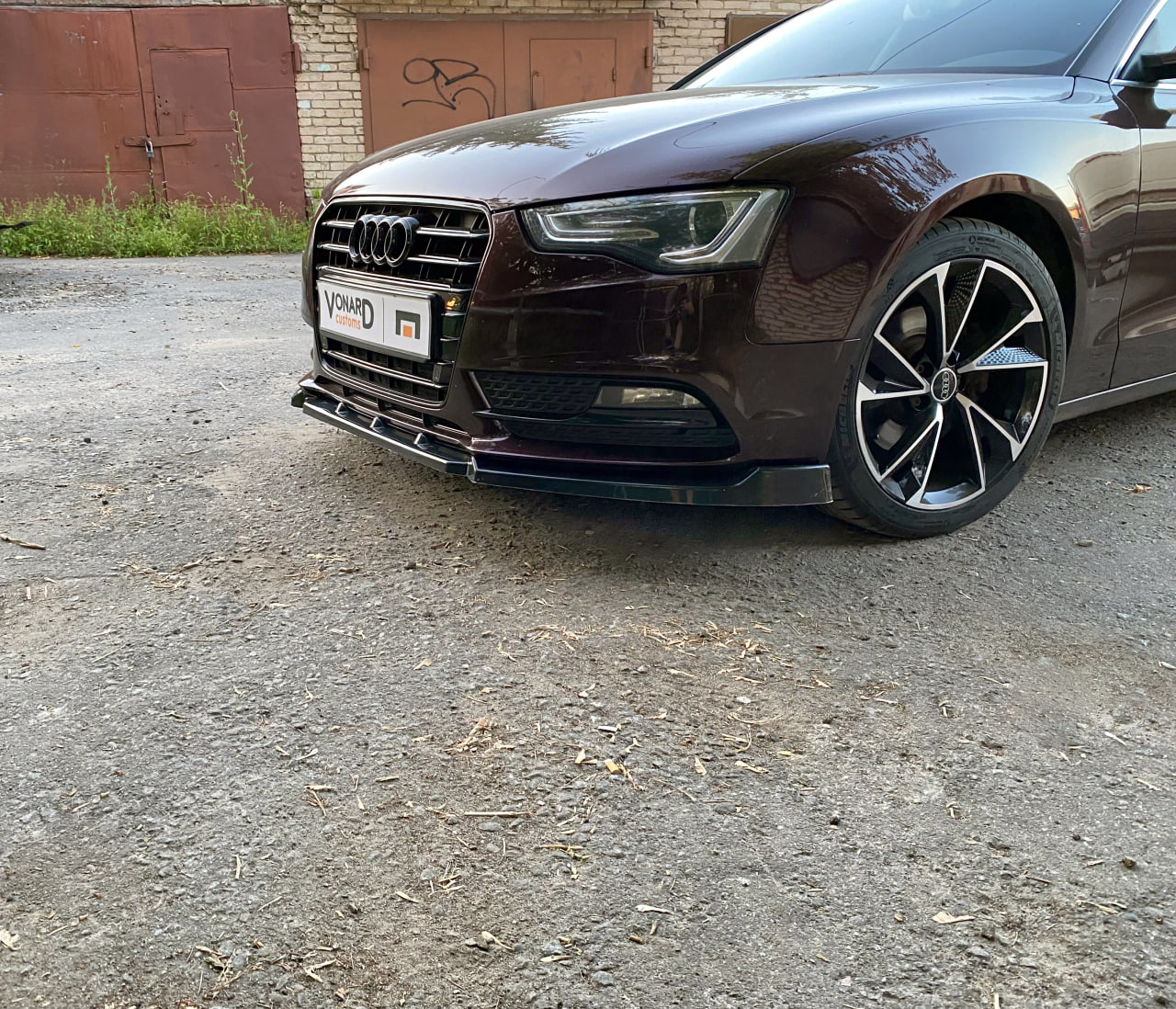картинка Сплиттер переднего бампера Audi A5 B8.5 8K рестайлинг vonard customs 