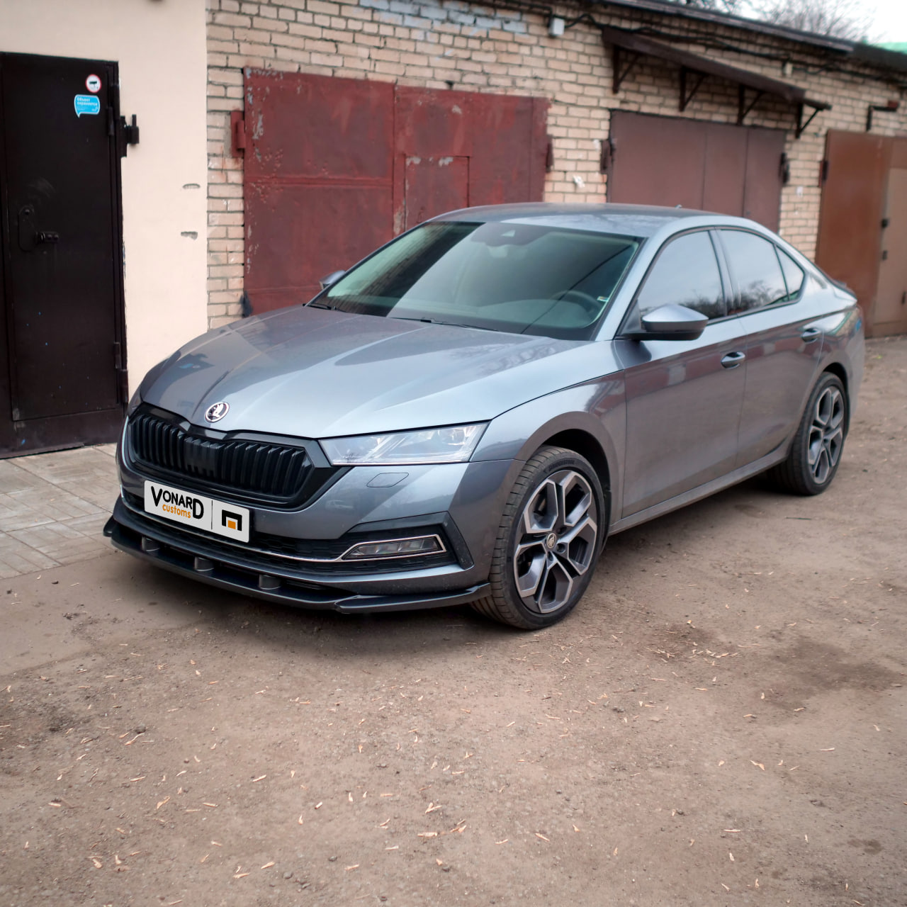 картинка Сплиттер переднего бампера Skoda Octavia 4 A8 vonard customs 