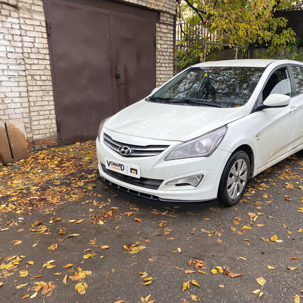 картинка Сплиттер переднего бампера Hyundai Solaris 1 рест. - под покраску vonard customs 