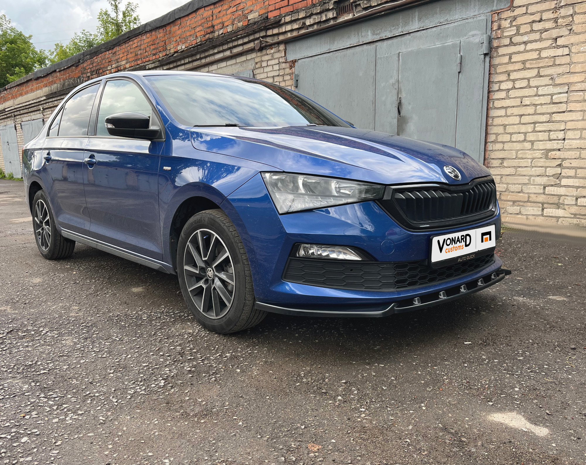 картинка Сплиттер переднего бампера Skoda Rapid 2 - текстура vonard customs 