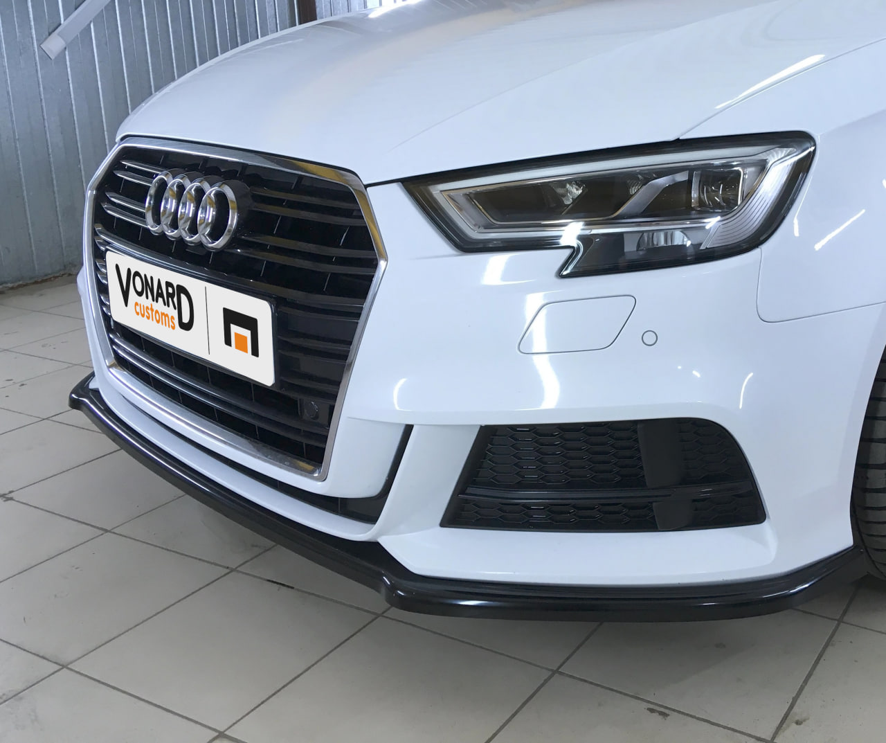 картинка Сплиттер переднего бампера Audi A3 8V S-Line рест. vonard customs 