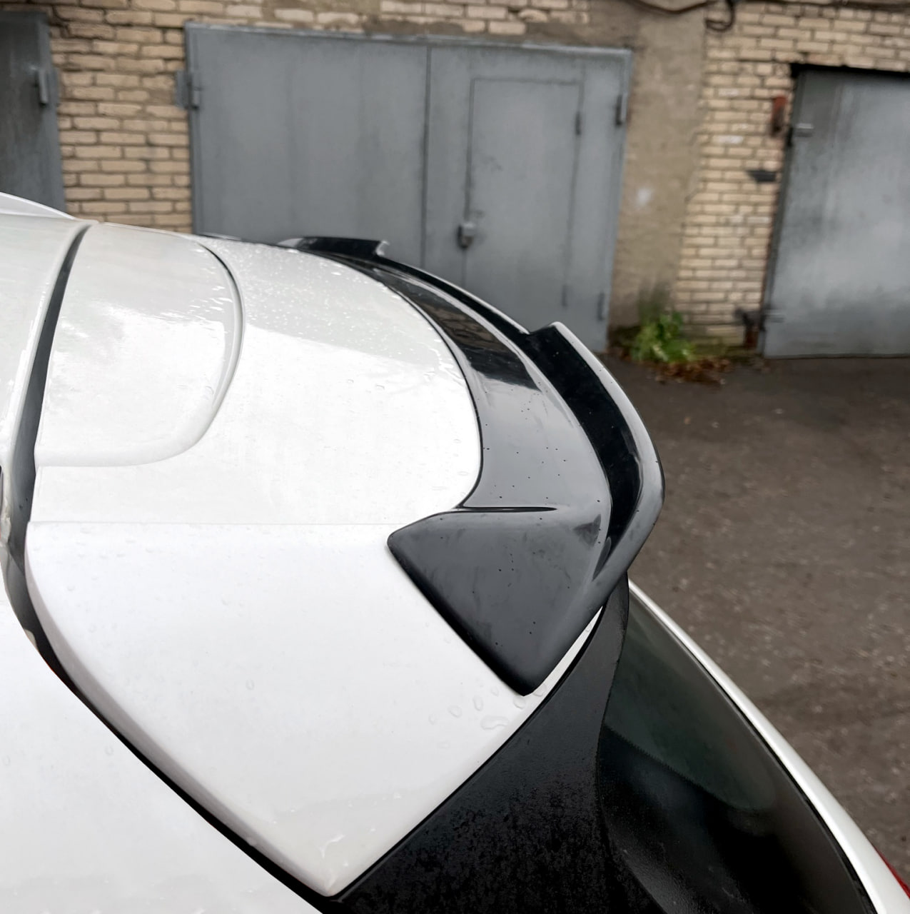 картинка Спойлер лезвие крышки багажника (верхний) Haval Jolion 1 vonard customs 