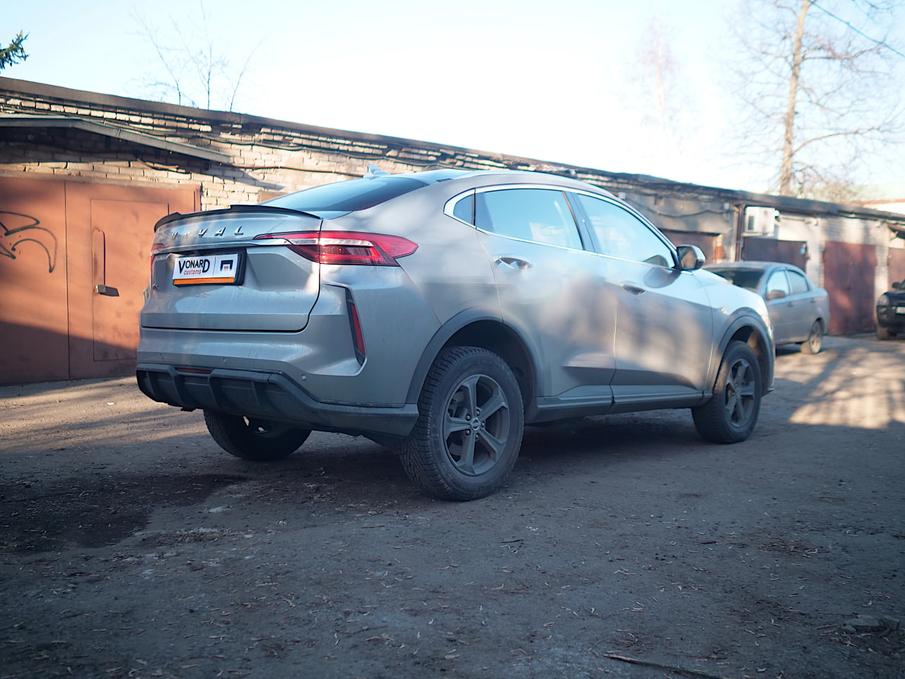 картинка Спойлер лезвие крышки багажника Haval F7x - под покраску vonard customs 