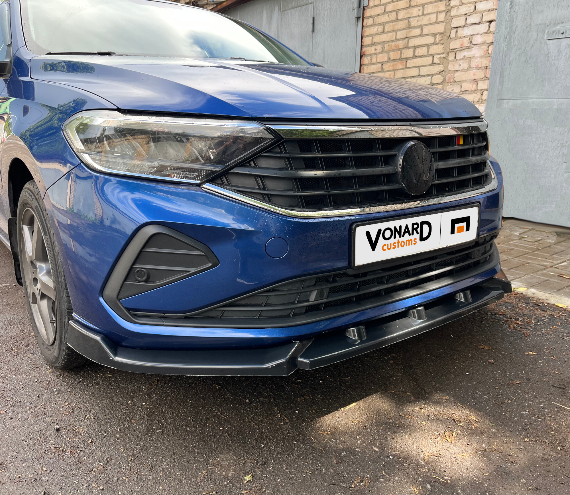 картинка Сплиттер переднего бампера VW Polo 6 liftback -  черный металлик vonard customs 