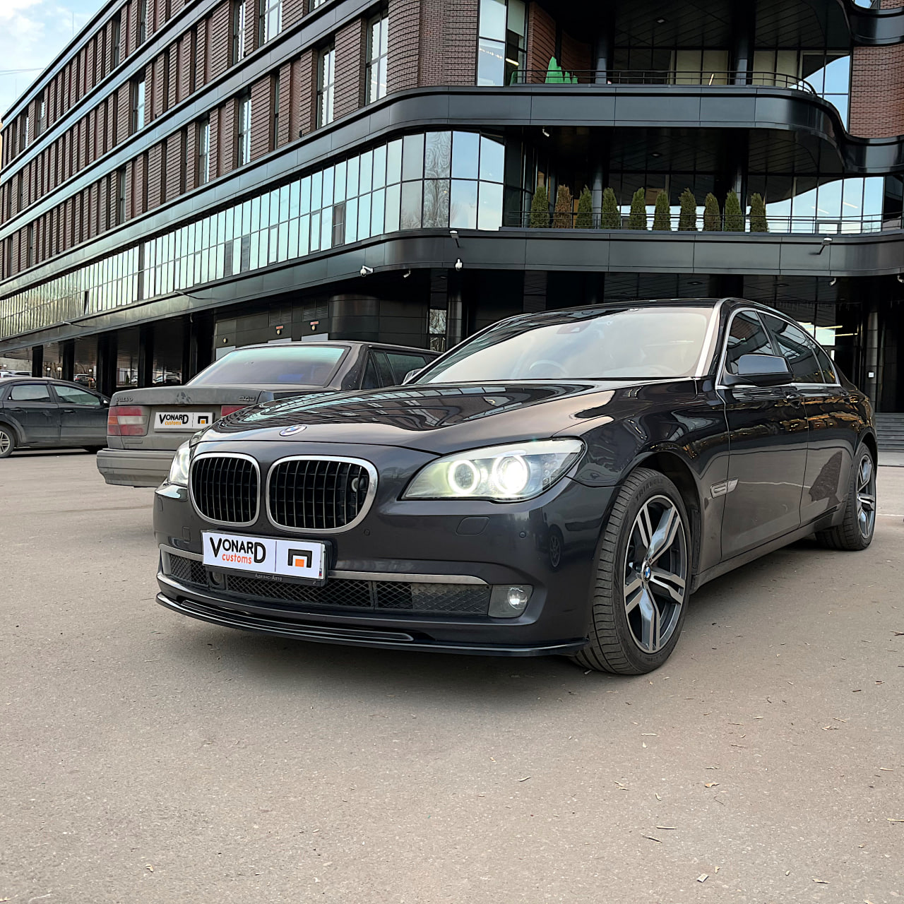 картинка Сплиттер переднего бампера BMW 7 F01 F02 (дорест) v2 vonard customs 