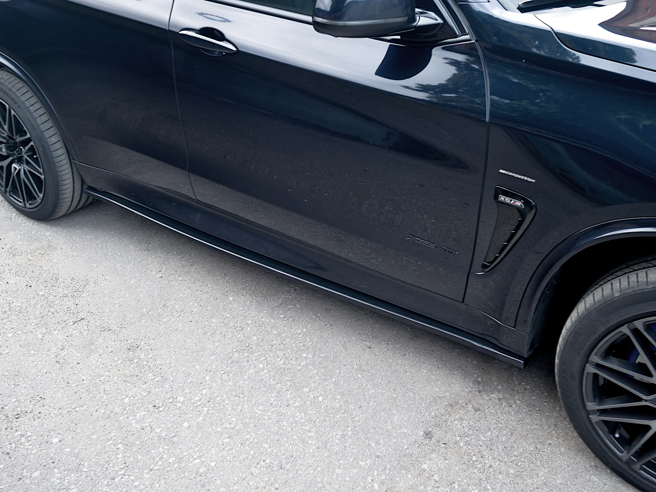 картинка Лезвия под пороги BMW X5 F15 / X6 F16 M-Pack (ver. 2) vonard customs 