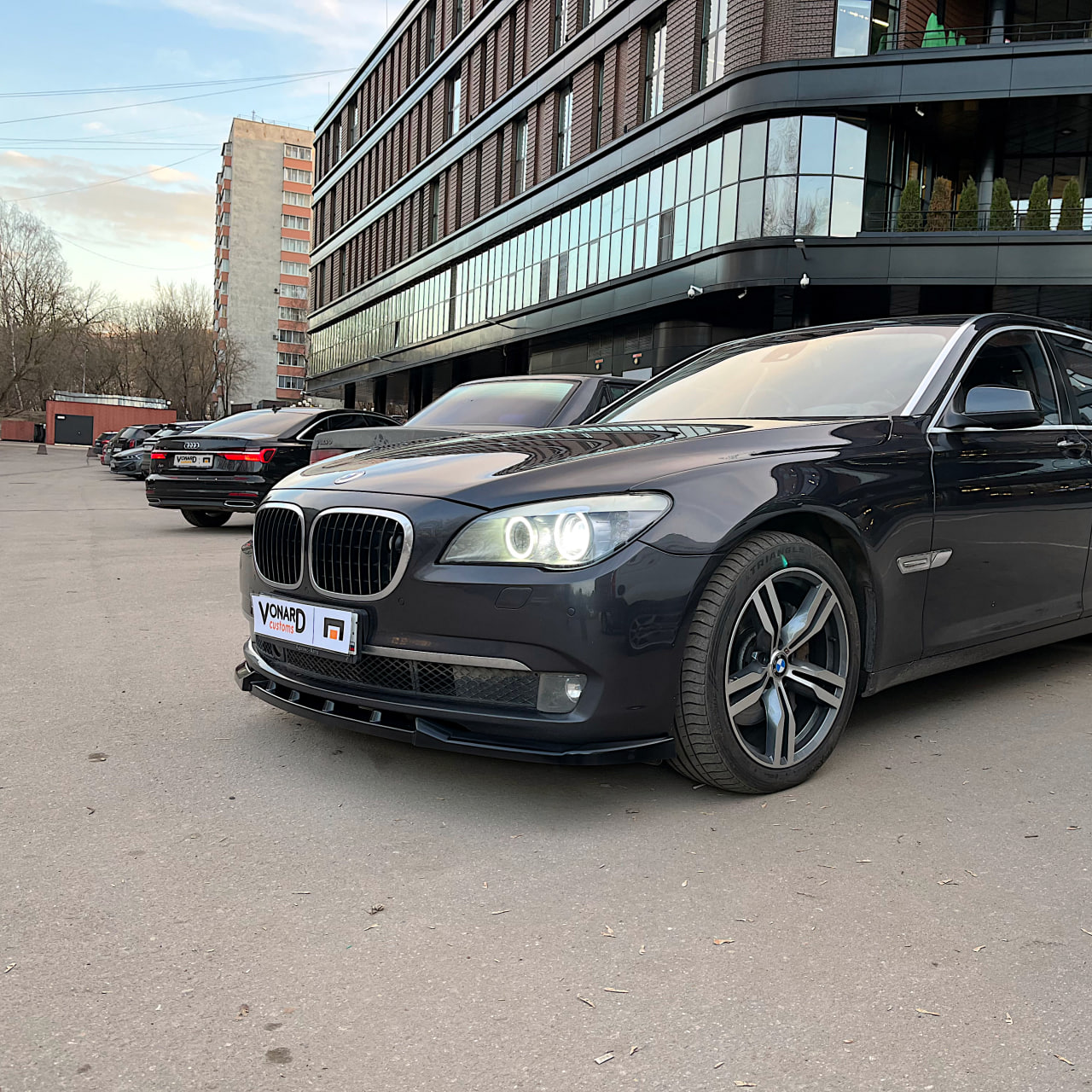 картинка Сплиттер переднего бампера BMW 7 F01 F02 (дорест) v1 vonard customs 