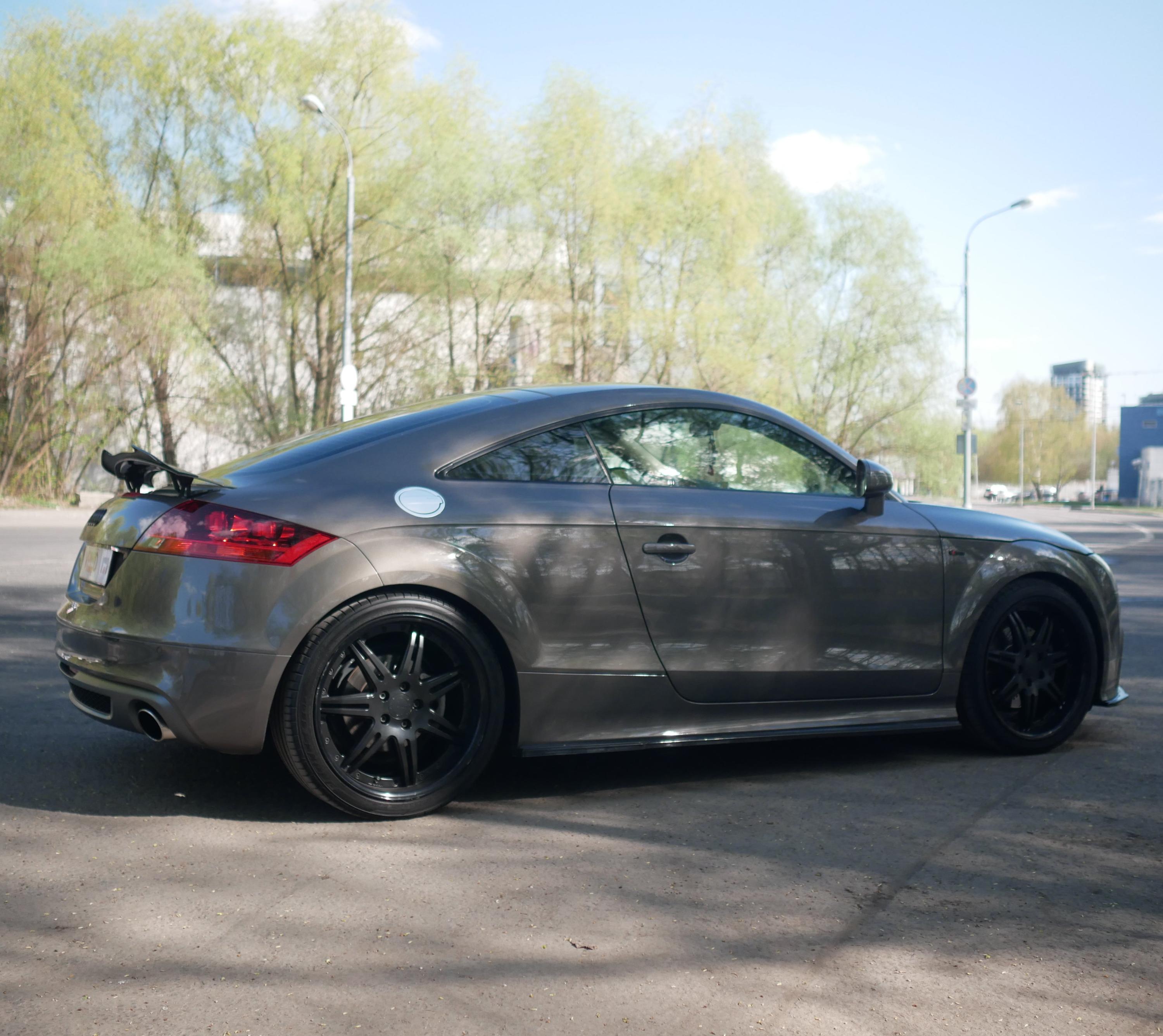 картинка Спойлер лезвие крышки багажника Audi TT 2 8J vonard customs 