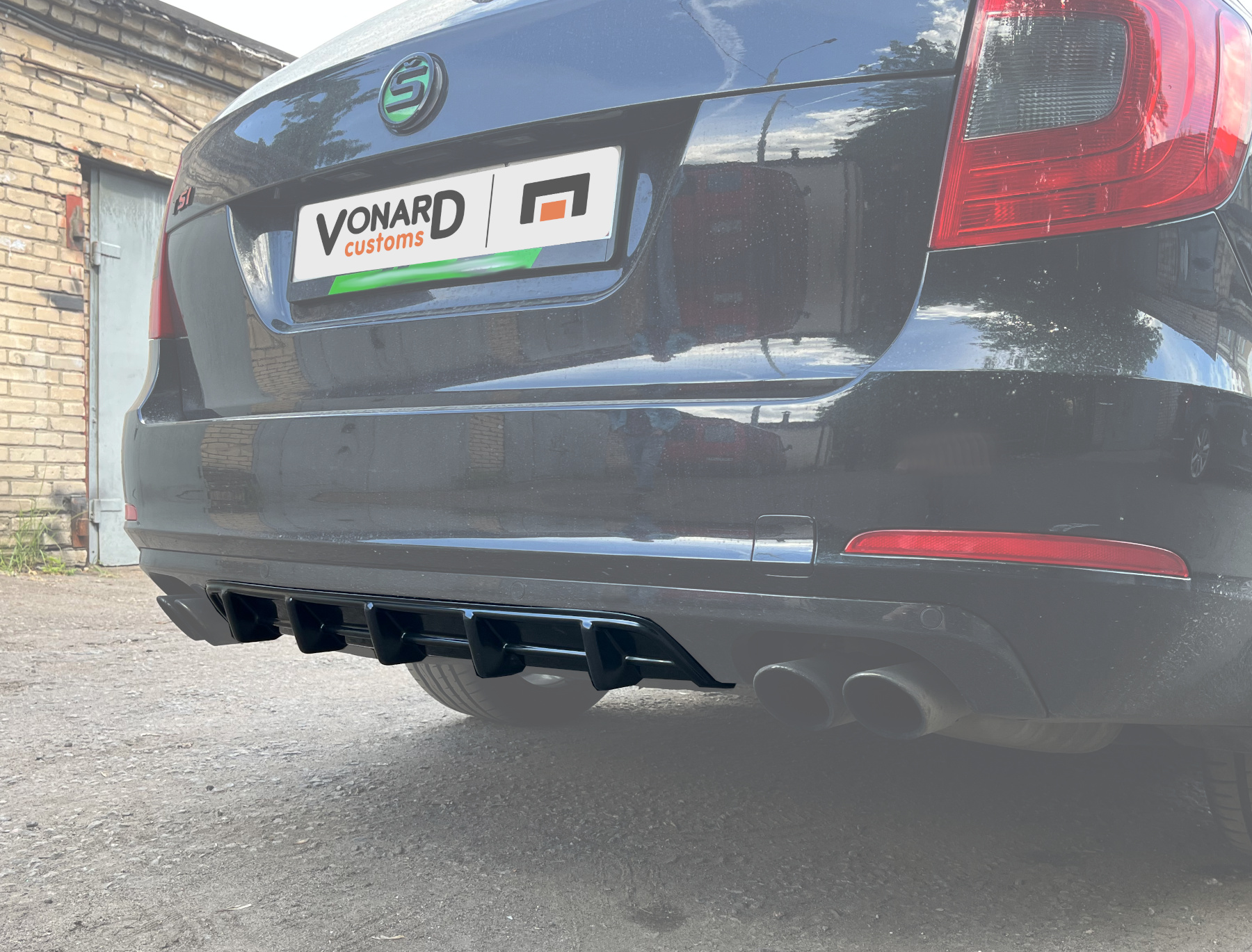 картинка Диффузор накладка заднего бампера Skoda Superb 2 - под покраску vonard customs 