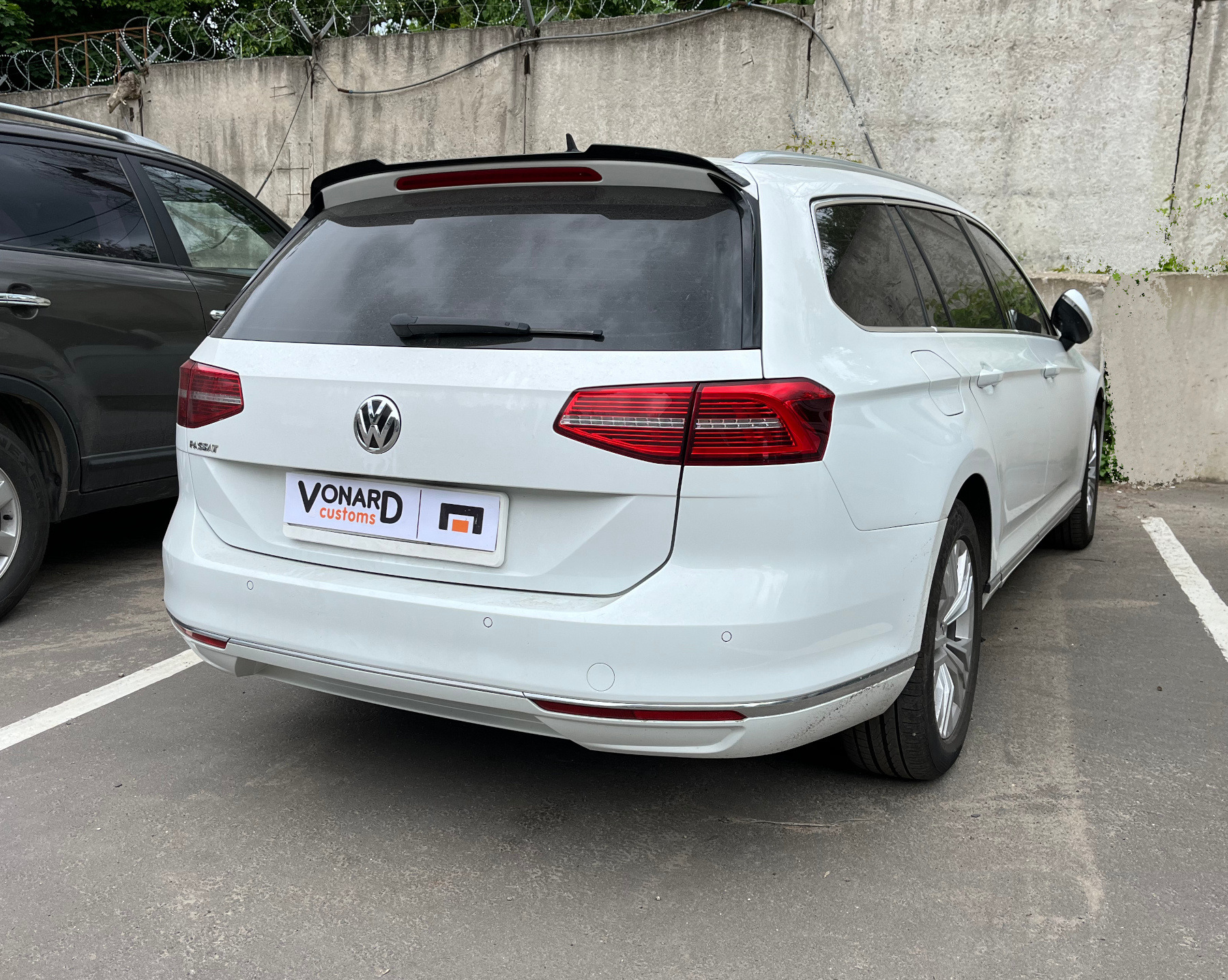 картинка Спойлер лезвие крышки багажника VW Passat B8 универсал vonard customs 