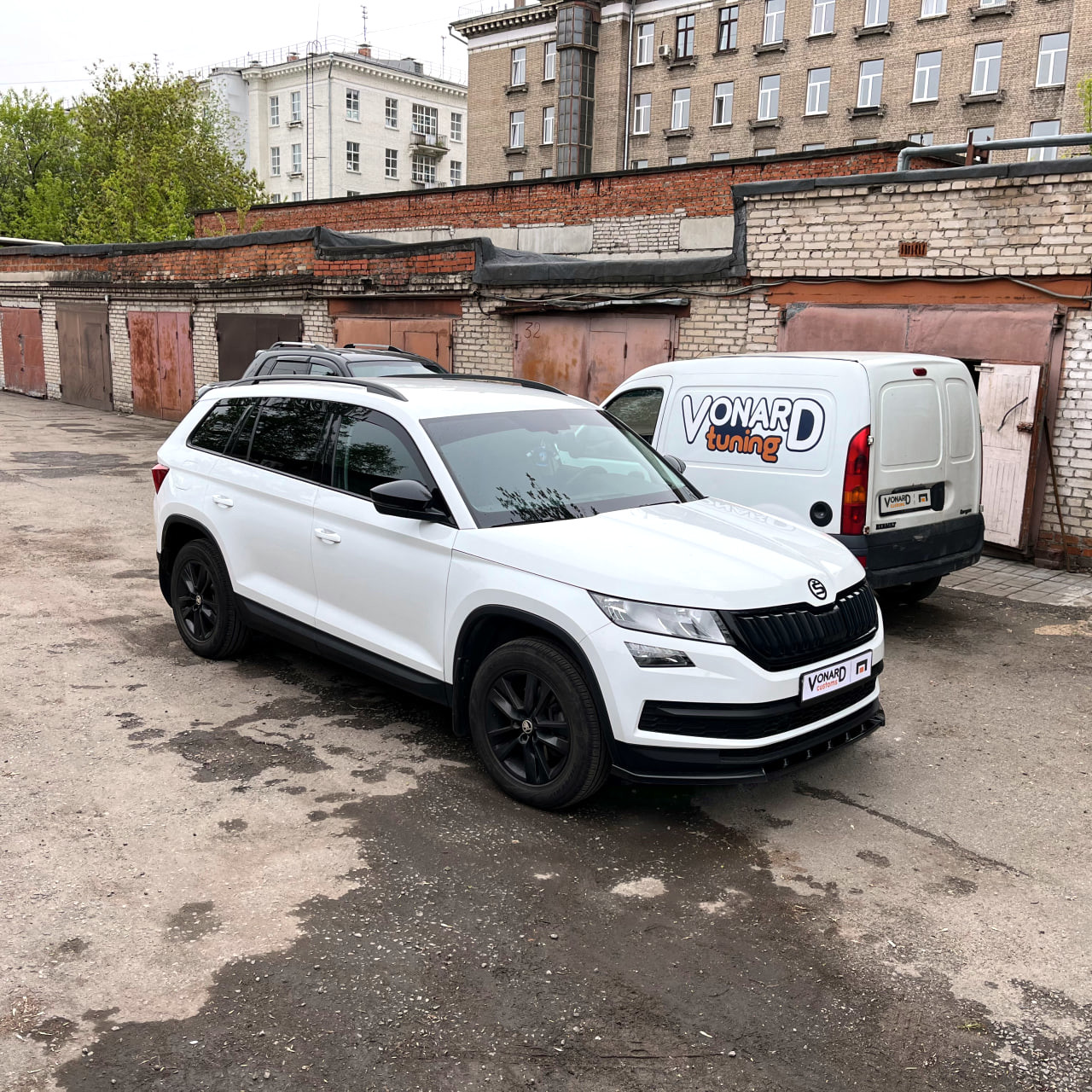 картинка Сплиттер переднего бампера Skoda Kodiaq 1 стандарт (ver. 4) vonard customs 