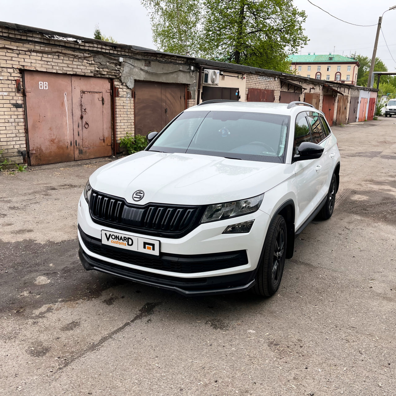 картинка Сплиттер (прилегающий) переднего бампера Skoda Kodiaq 1 стандарт (ver. 2) vonard customs 