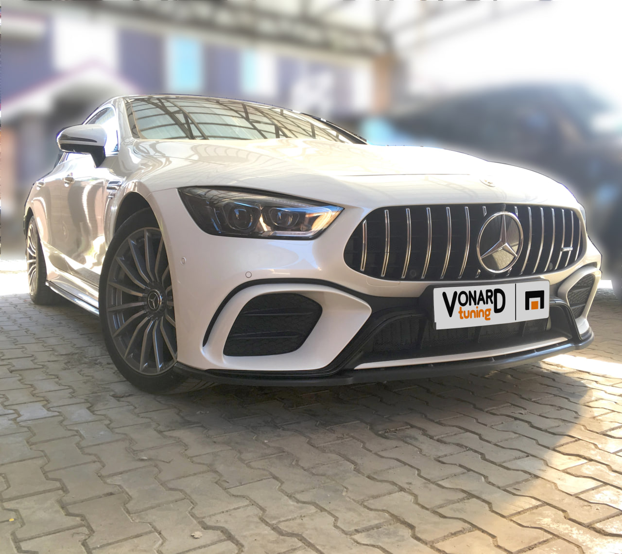 Mercedes AMG gt 53