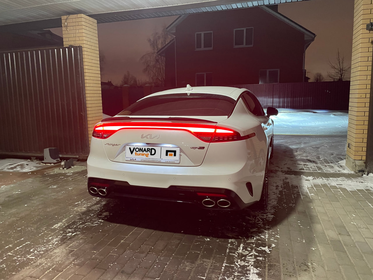 картинка Спойлер лезвие крышки багажника KIA Stinger 1 - под покраску vonard customs 