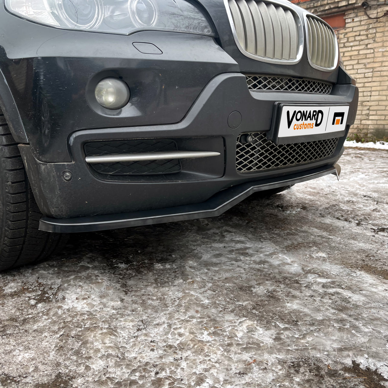 картинка Сплиттер переднего бампера BMW X5 E70 - под покраску vonard customs 
