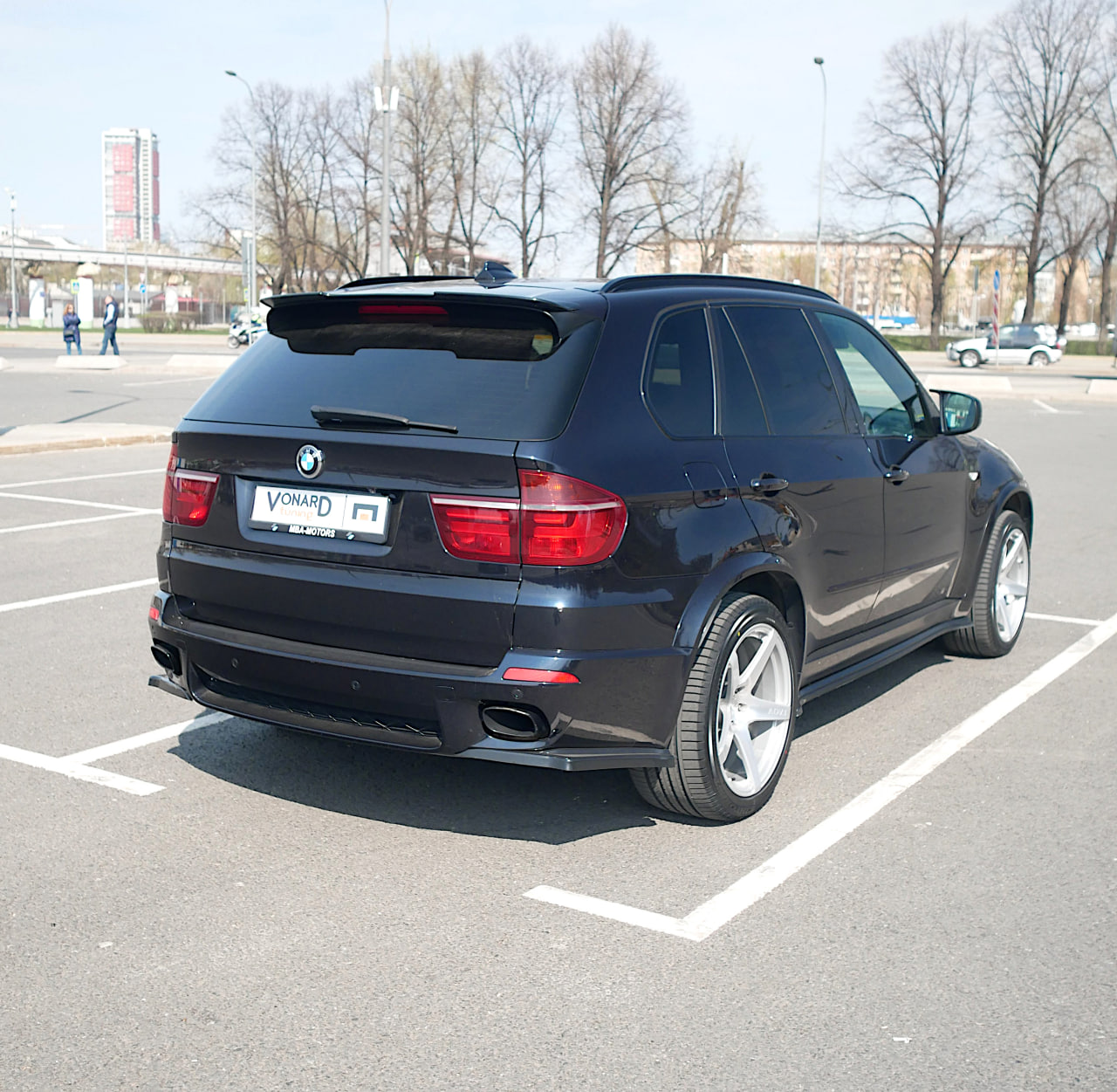 картинка Спойлер лезвие крышки багажника BMW X5 E70 - под покраску vonard customs 