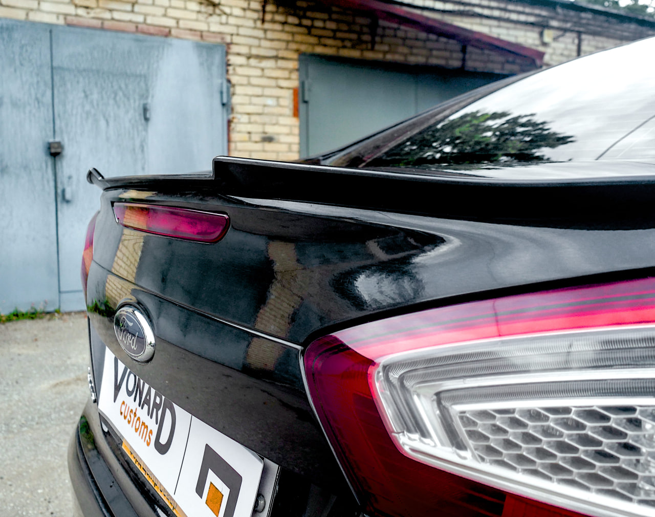 картинка Спойлер лезвие крышки багажника Ford Mondeo 4 vonard customs 