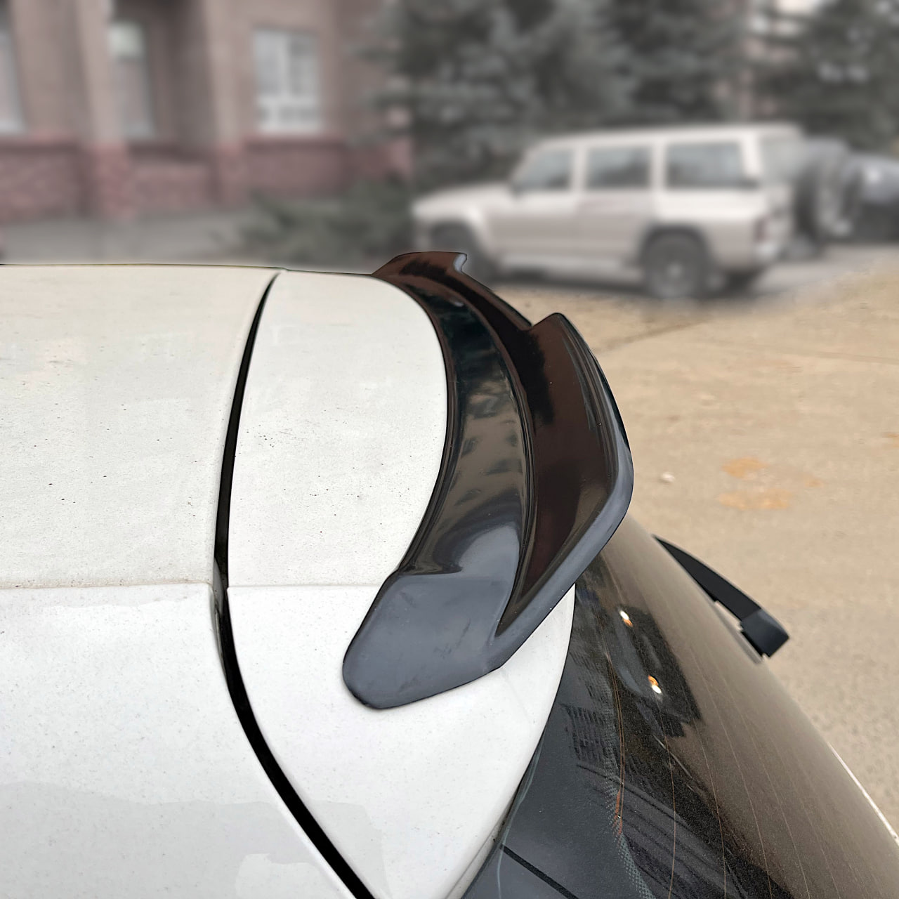 картинка Спойлер лезвие крышки багажника VW Golf 6 vonard customs 