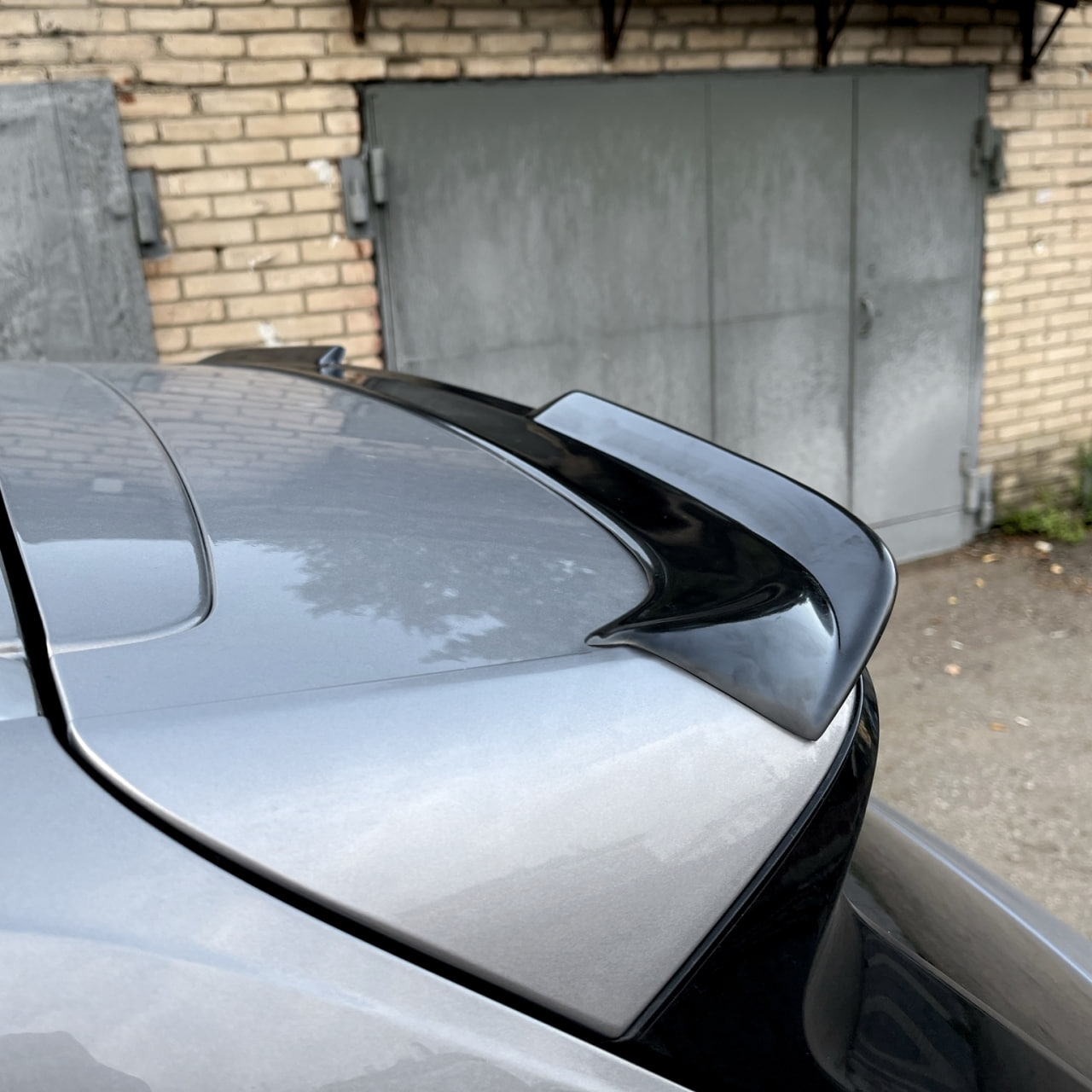 картинка Спойлер лезвие крышки багажника Geely Monjaro 1 (ver. 4) vonard customs 