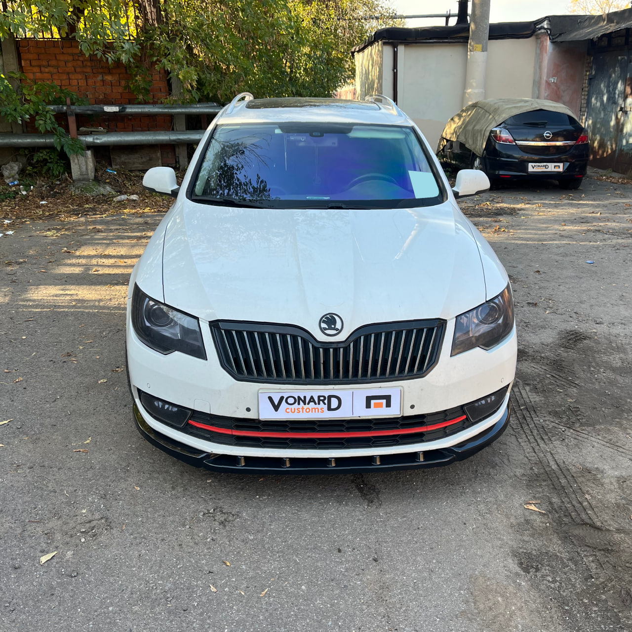 картинка Сплиттер переднего бампера Skoda Superb 2 рест. - под покраску vonard customs 