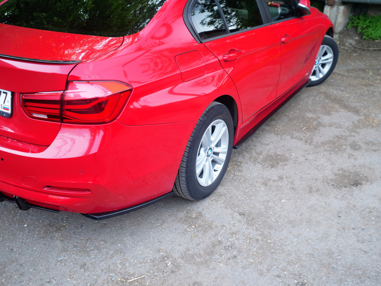 картинка Сплиттеры заднего бампера BMW 3 F30 рест. - черный металлик vonard customs 