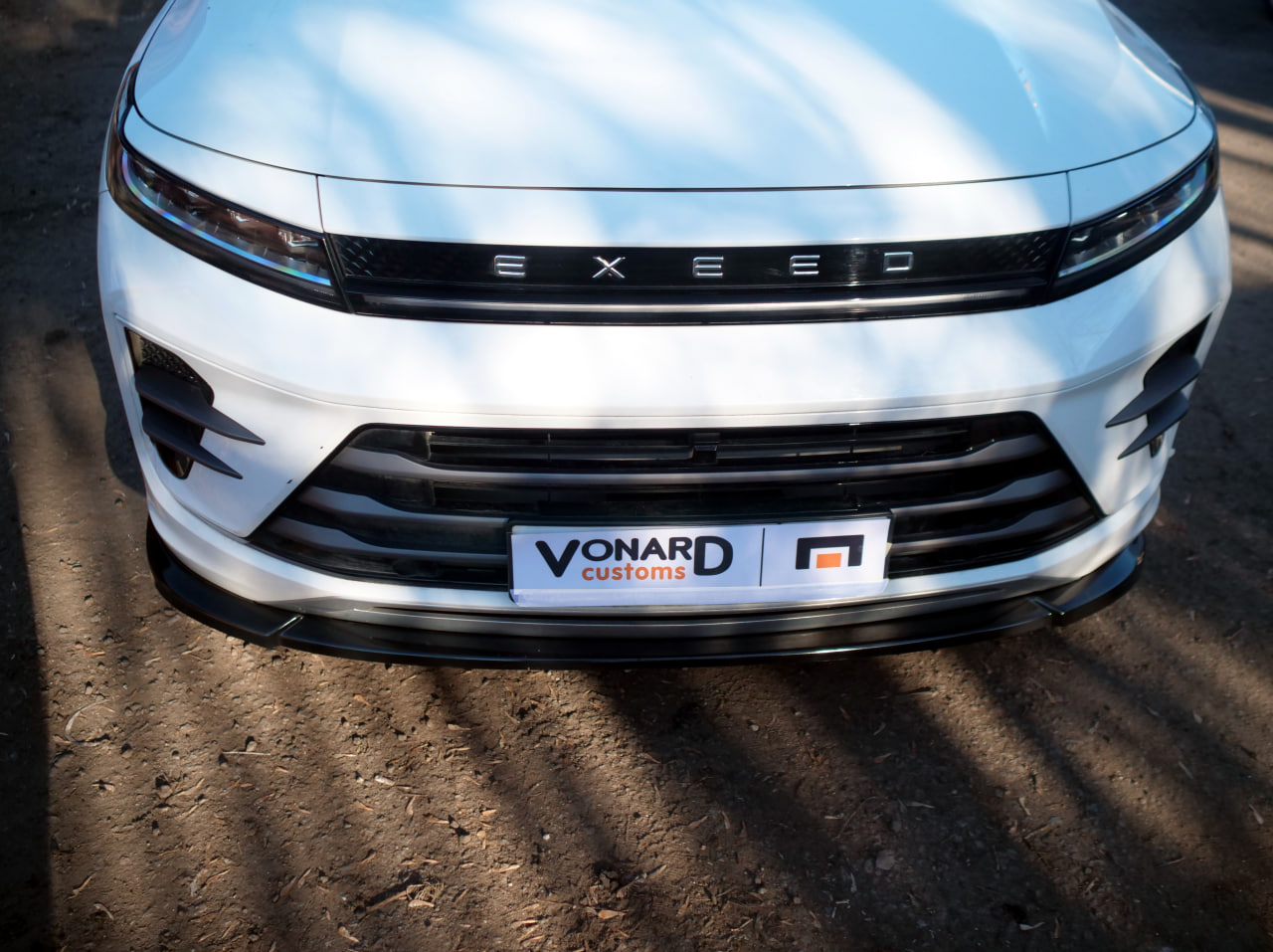 картинка Сплиттер переднего бампера EXEED LX 1 - под покраску vonard customs 