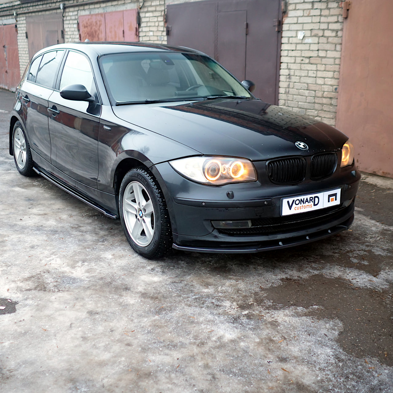картинка Сплиттер переднего бампера BMW 1 E87 E81 рест. V2 vonard customs 