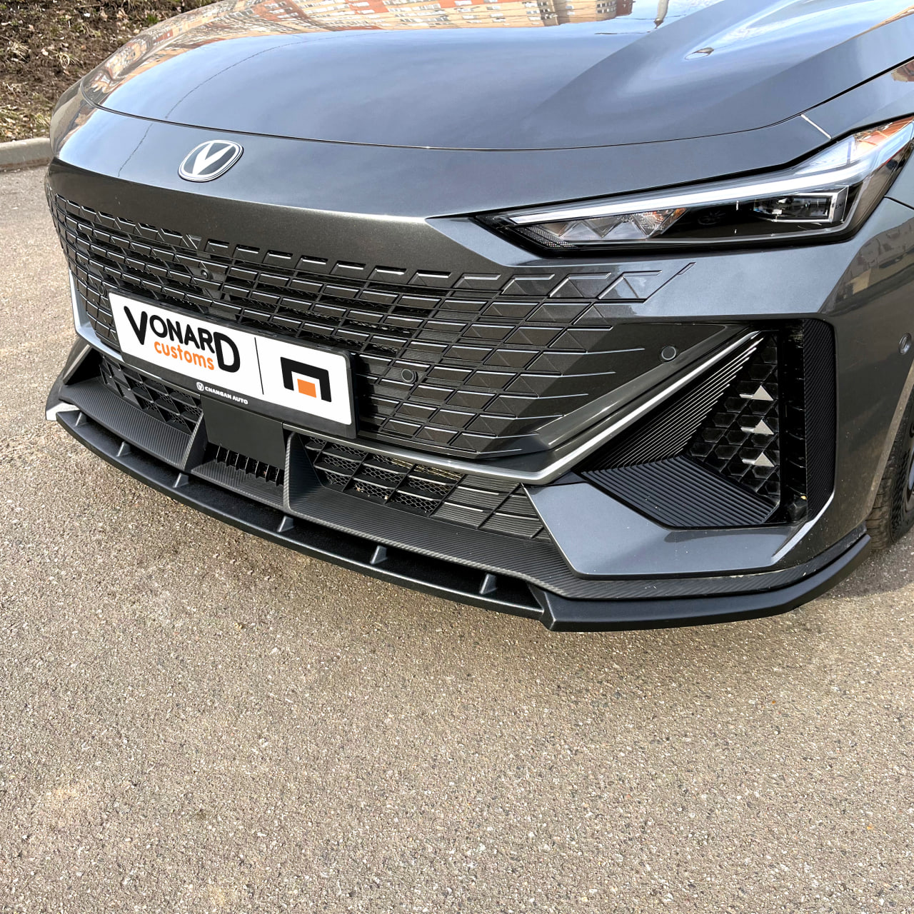 картинка Сплиттер переднего бампера Changan UNI-V vonard customs 