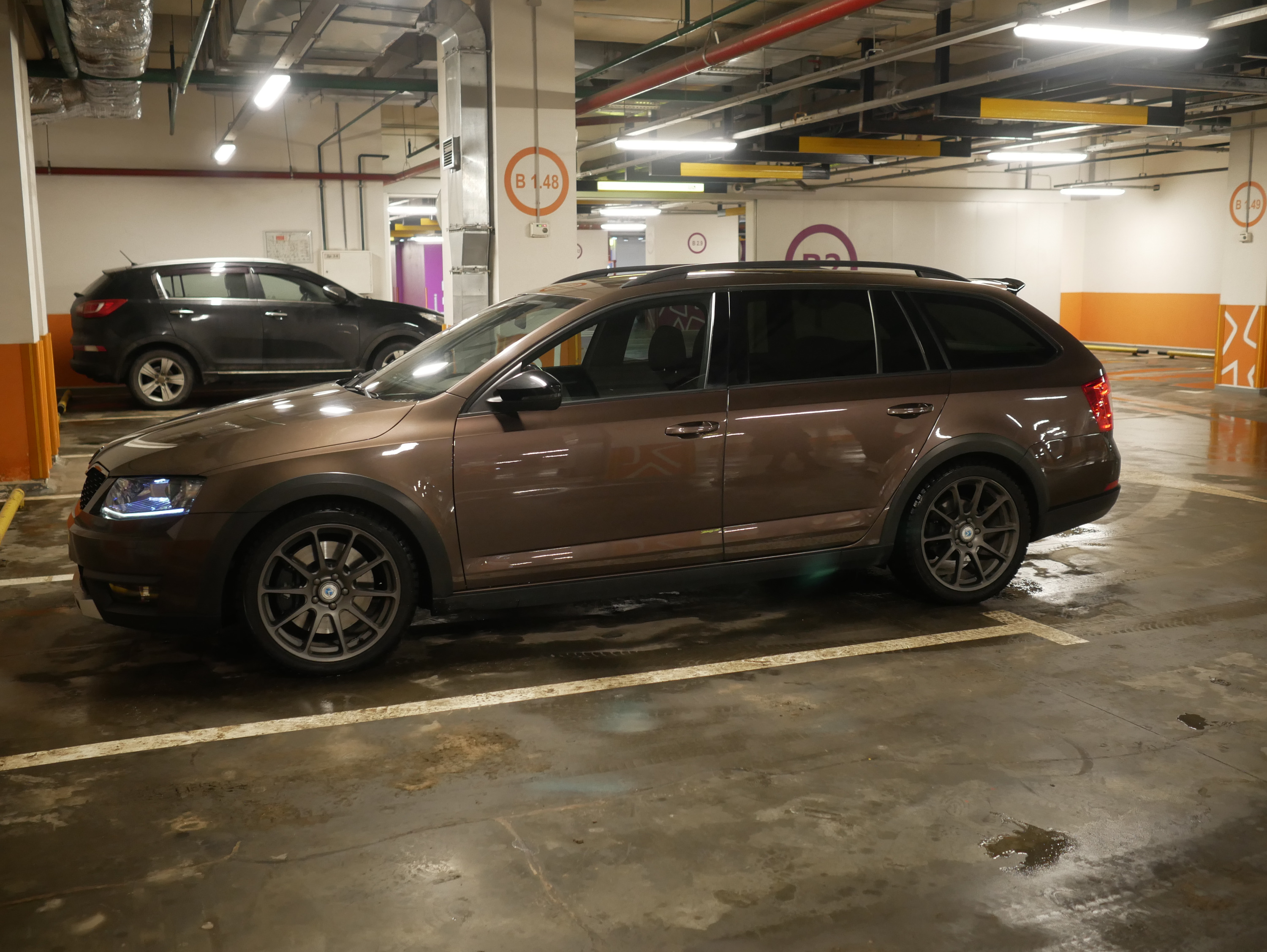 картинка Спойлер лезвие крышки багажника Skoda Octavia 3 A7 универсал V2 vonard customs 