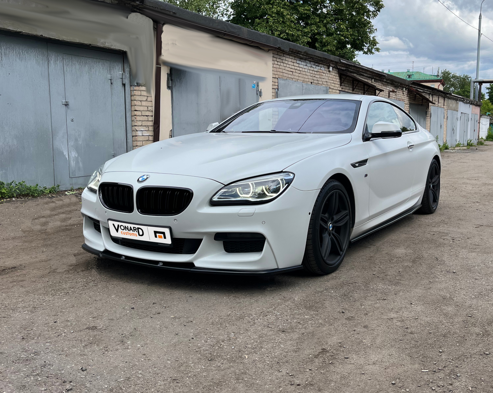 картинка Сплиттер переднего бампера BMW 6 F06 / F12 / F13 M-Pack vonard customs 